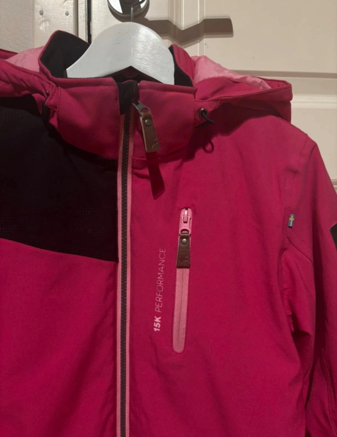 Rosa och svart vinterjacka  - 1