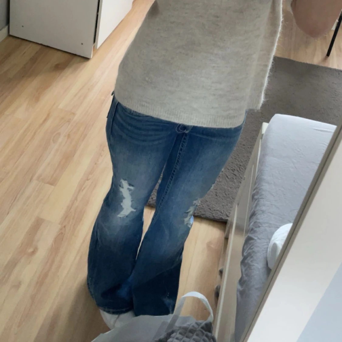 Bootcut lågmidjade jeans  - 2