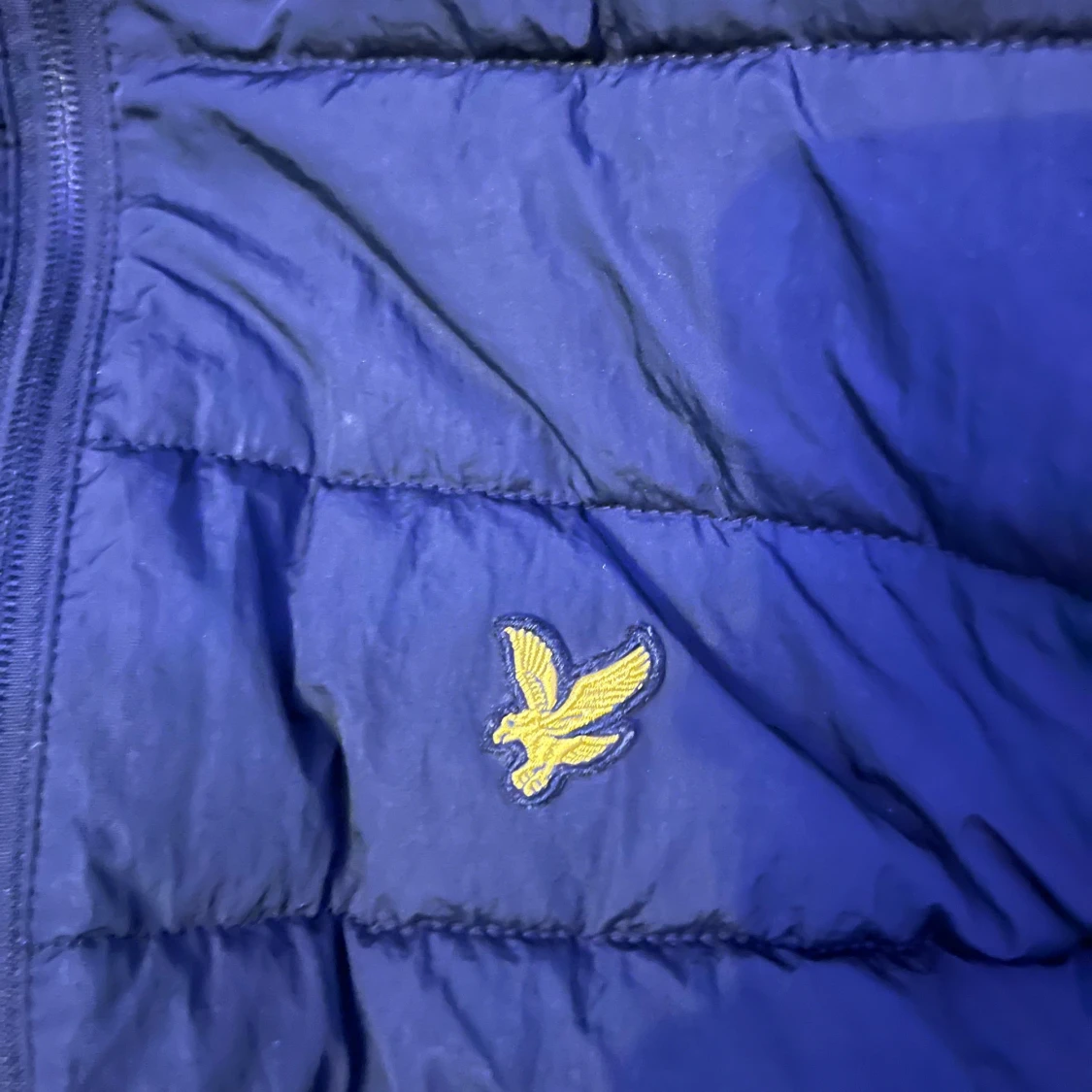 Svart pufferjacka från Lyle & Scott - 3