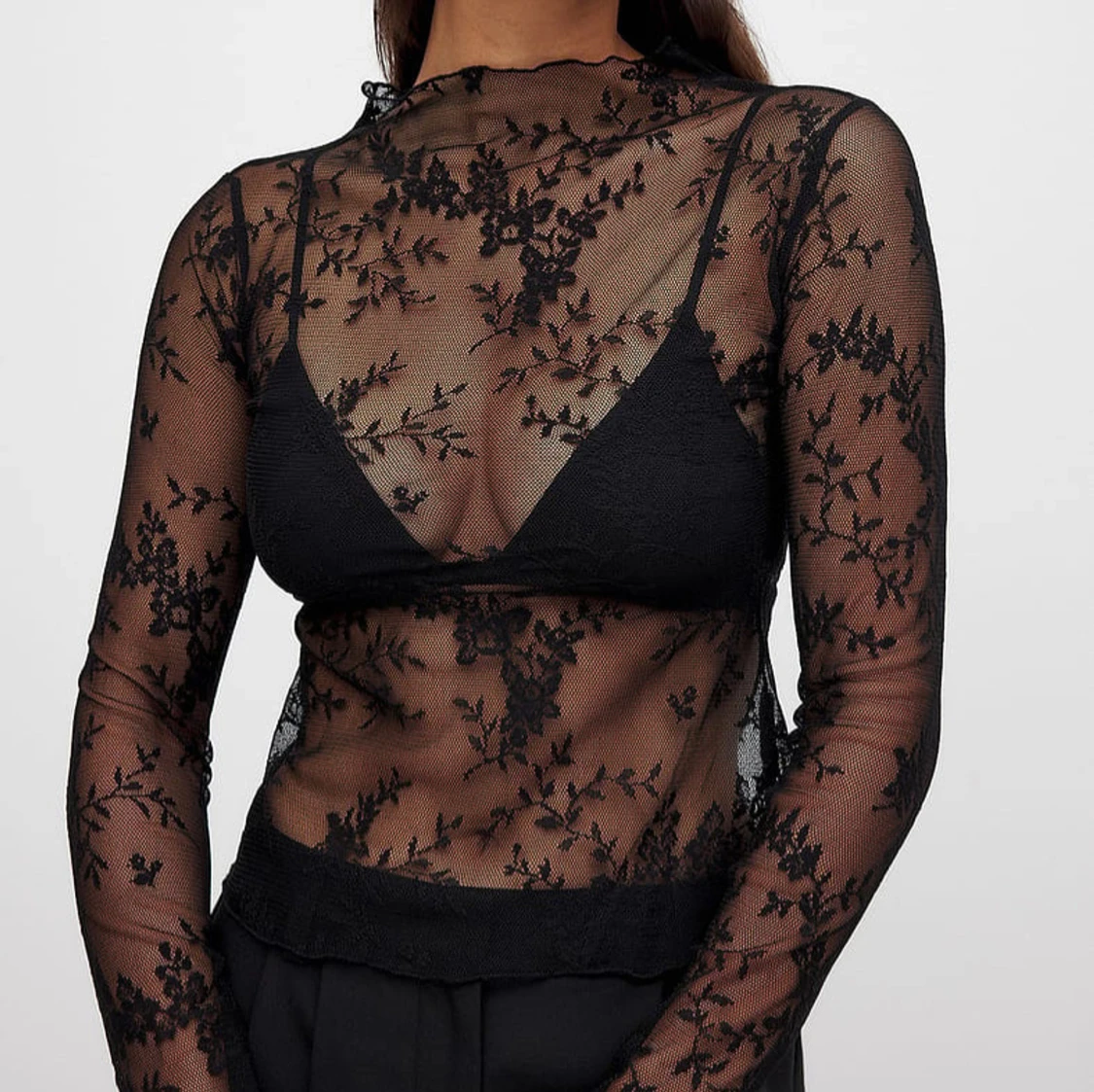 Svart spetsblus från NA-KD - 1