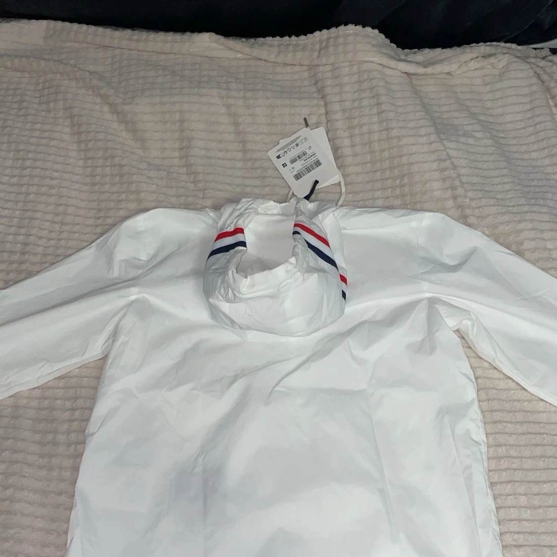 Moncler vind Jacka med huva. - 2