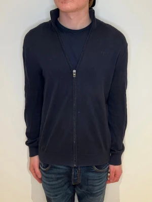 Esprit fullzip - Skick: 9/10