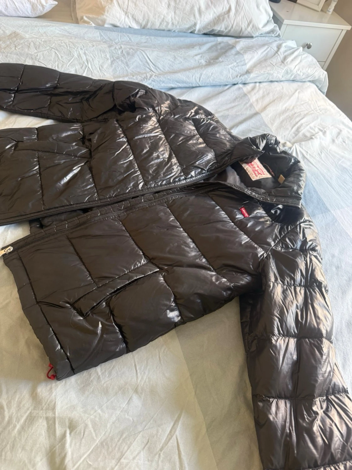 Svart dunjacka från Levi's, M - 2