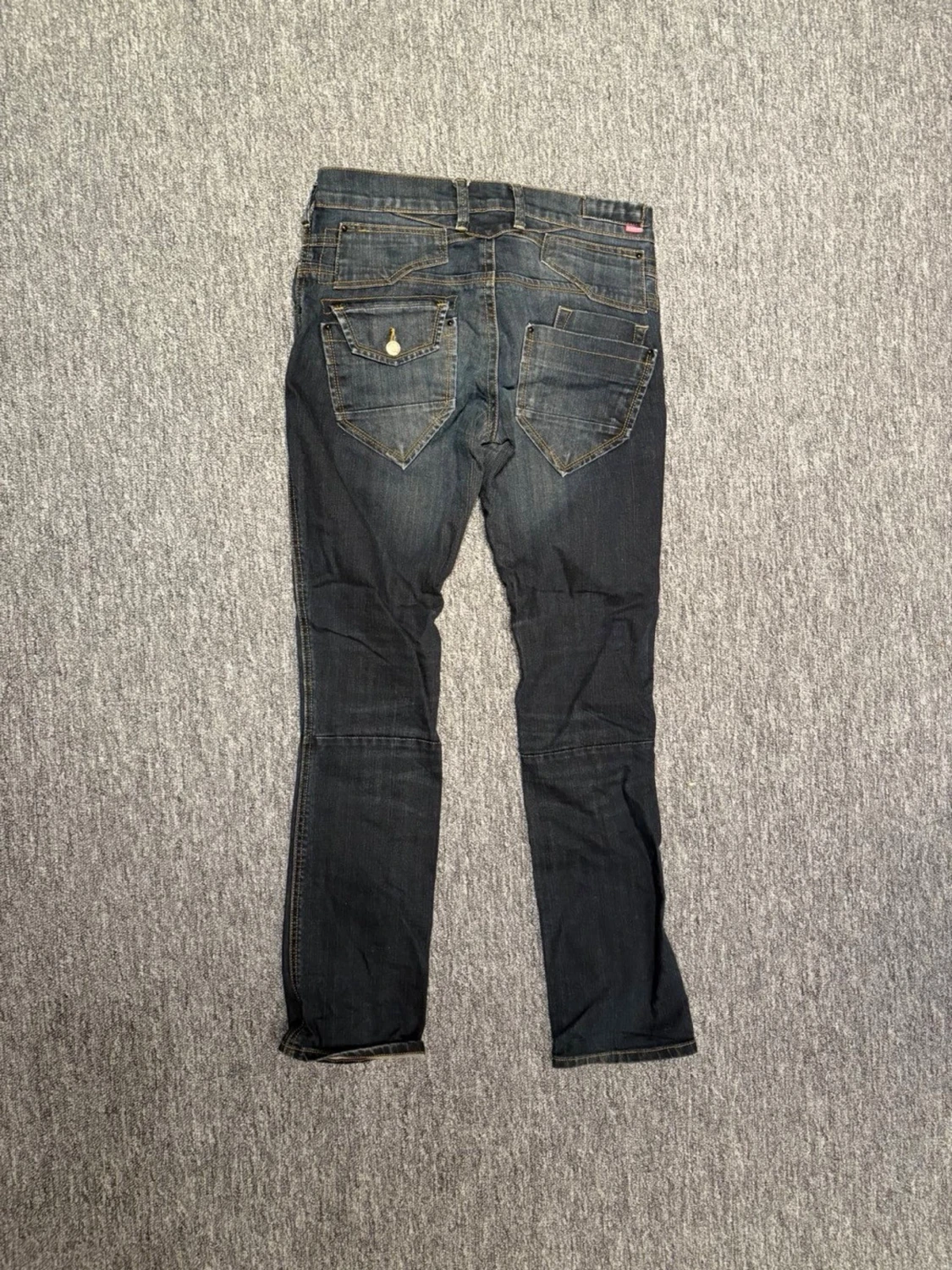 Mörkblå jeans från ”Next”  - 1