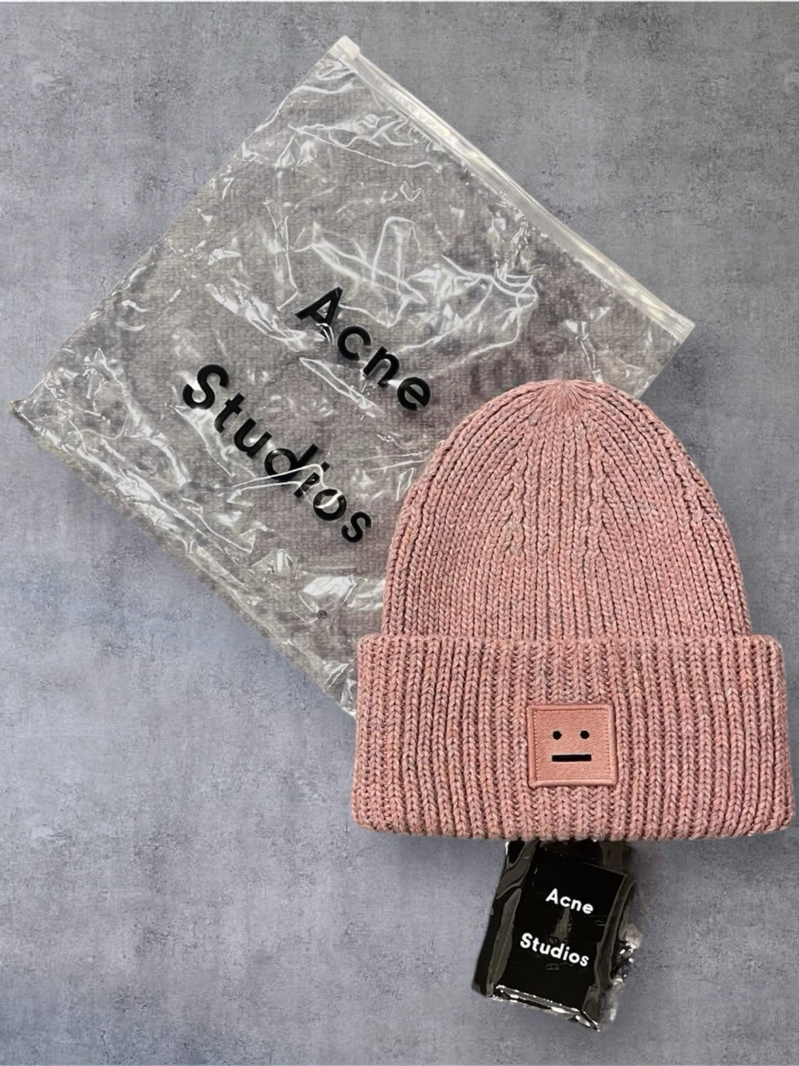Acne Studios mössa