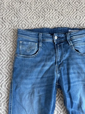 Replay Anbass jeans - Replay jeans - Modell: Anbass - Storlek: W30/L36 - skick: 9/10 - Nypris runt 2000kr  