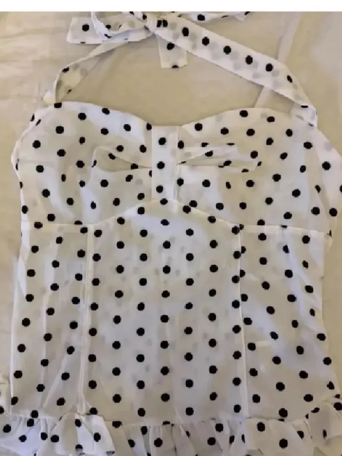 Vit prickig linnetopp med volang - 2