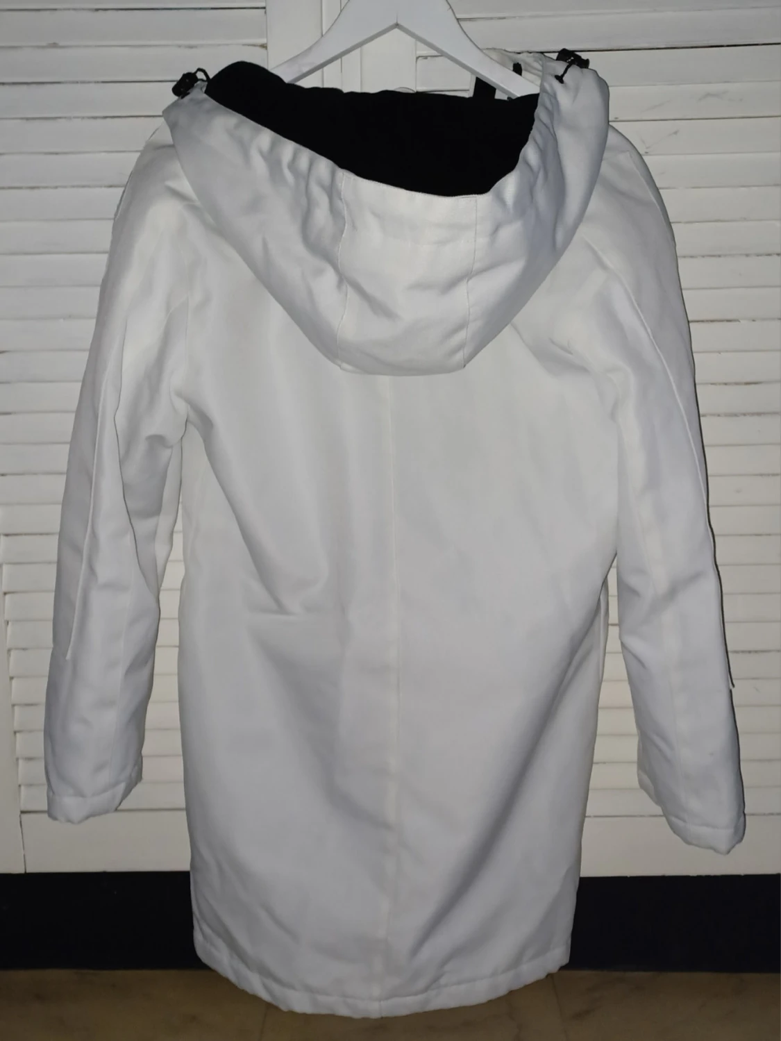 Vit parkasjacka med huva - 2