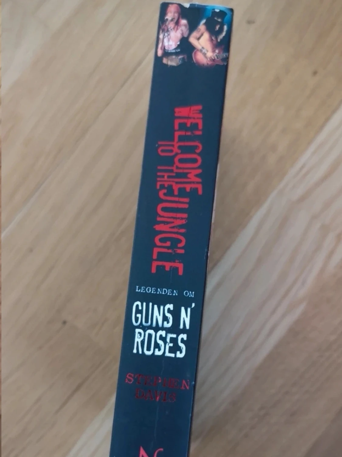 Welcome to the Jungle Guns N' Roses - 2