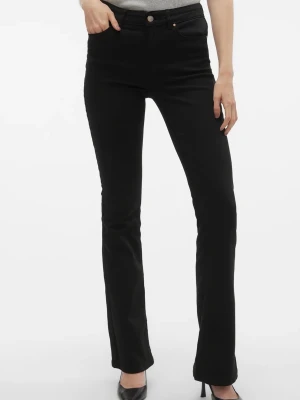 Svarta Bootcut Jeans - Säljer mina svarta VM FLASH jeans i storlek XS längd 30 som är i nyskick, nypris 649kr.