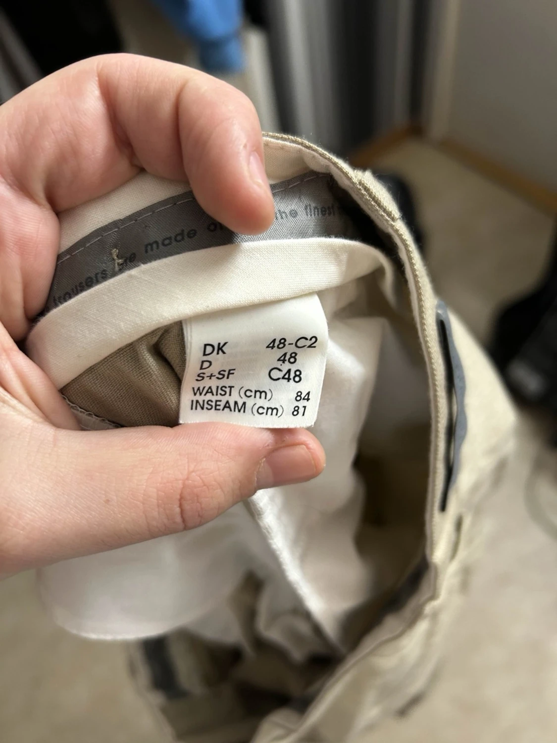 Beige kostymbyxor med raka ben - 2