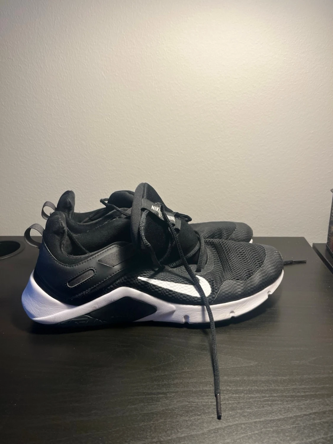 Svarta Nike skor  - 1