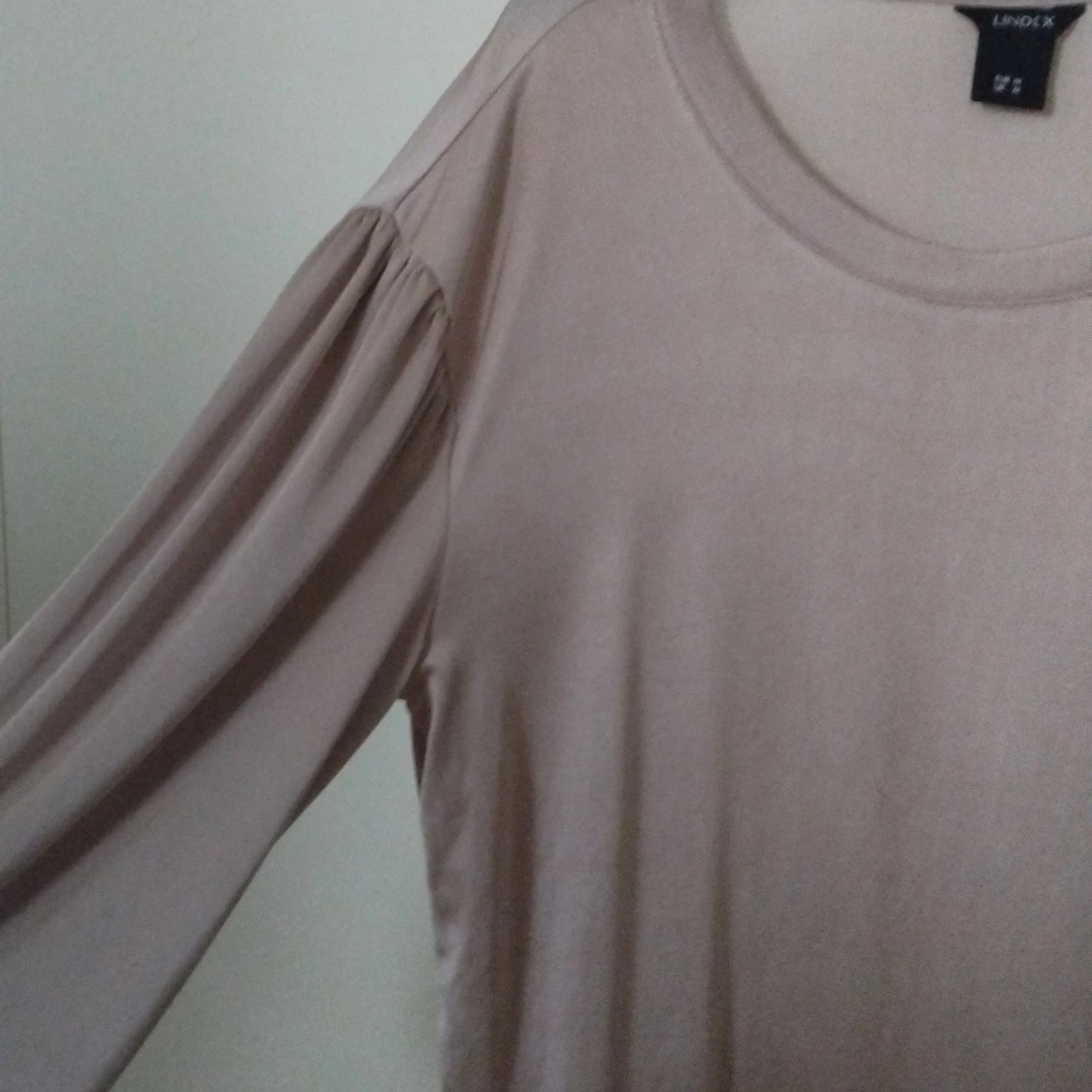 Beige långärmad tröja från Lindex - 3