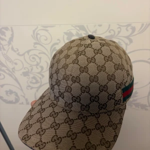 Gucci keps - Storlek M, inga skador. 100% äkta såklart
