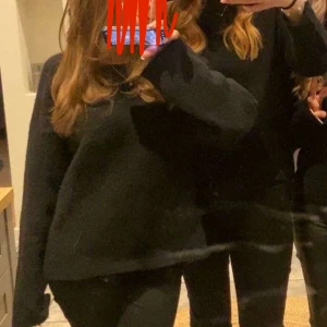 Stickad tröja bikbok - Fin stickad lite större tröja från bikbok i st xs