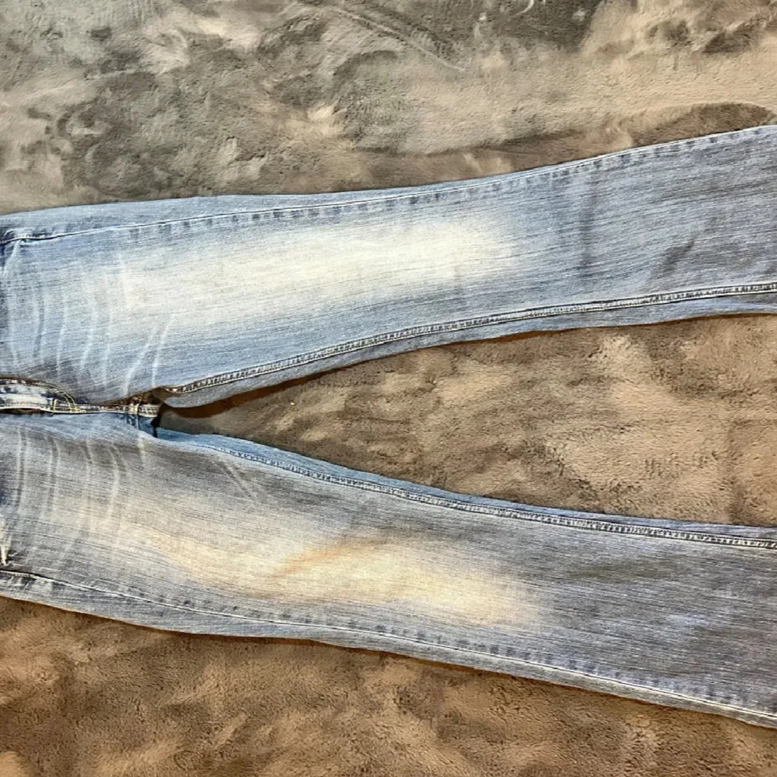 Ljusblå bootcut jeans från Lee