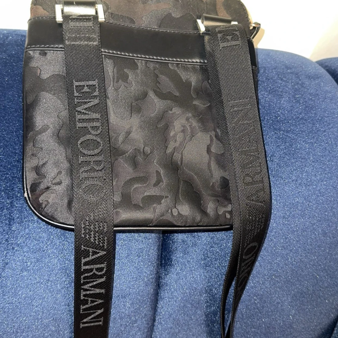 axelväska från Emporio Armani - 2