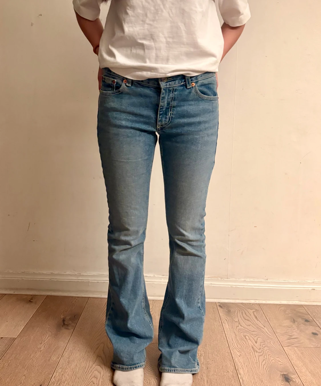 Blå lågmidjade bootcut jeans - 1