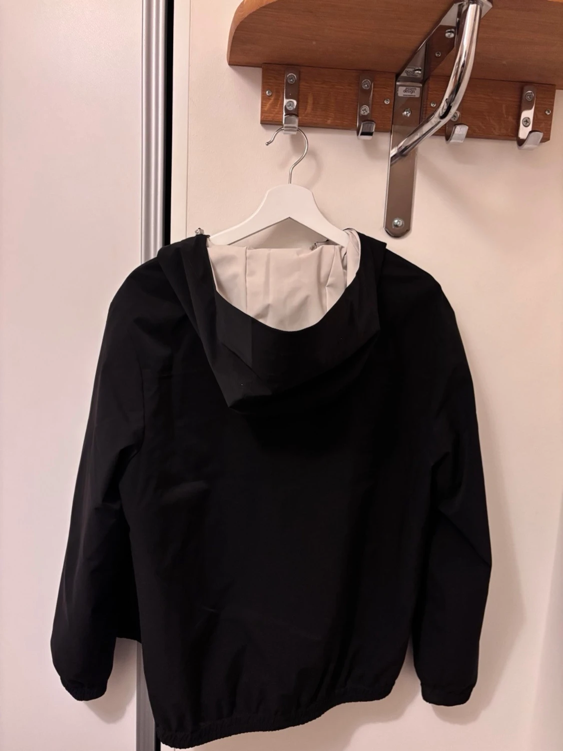 Svart vindjacka från Loro Piana - 1