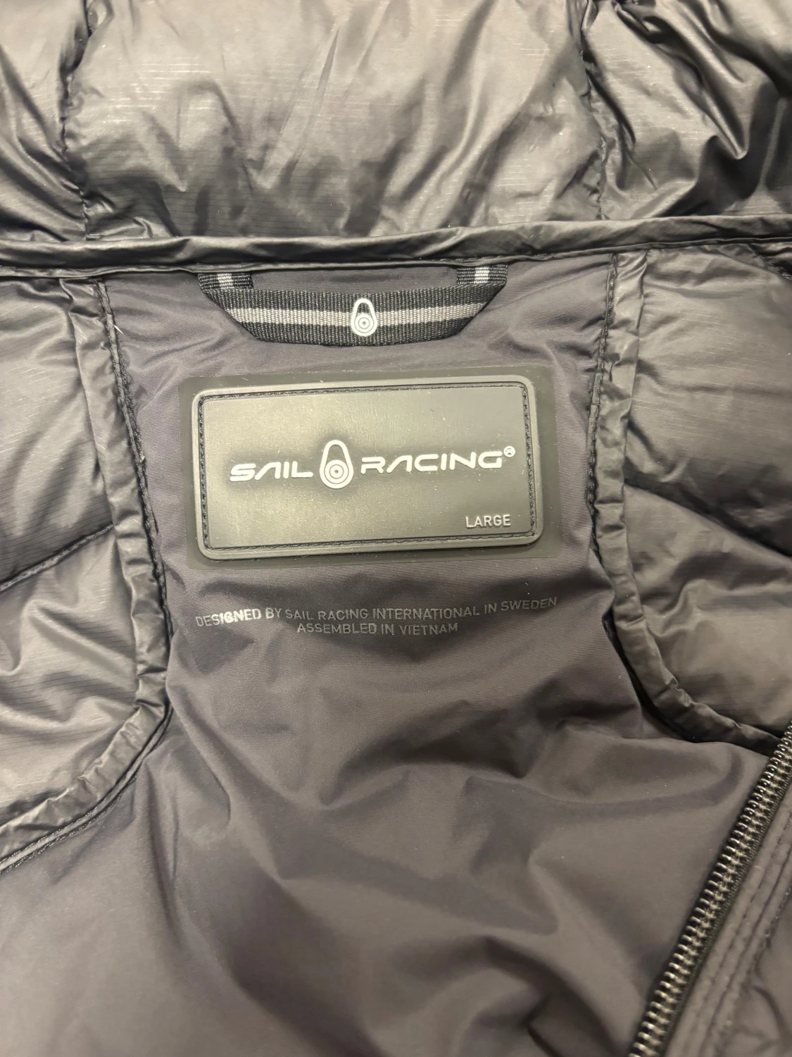 Svart pufferjacka från Sail Racing - 1
