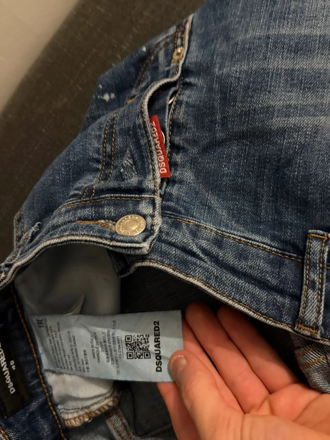 Blå distressed jeans från Dsquared2 - 4
