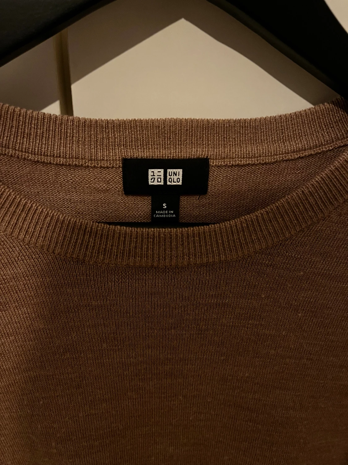 Beige merinoulltröja från Uniqlo - 1