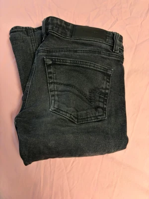 Junkyard jeans  - Lite urtvättade junkyard low waist jeans men inga andra defekter 