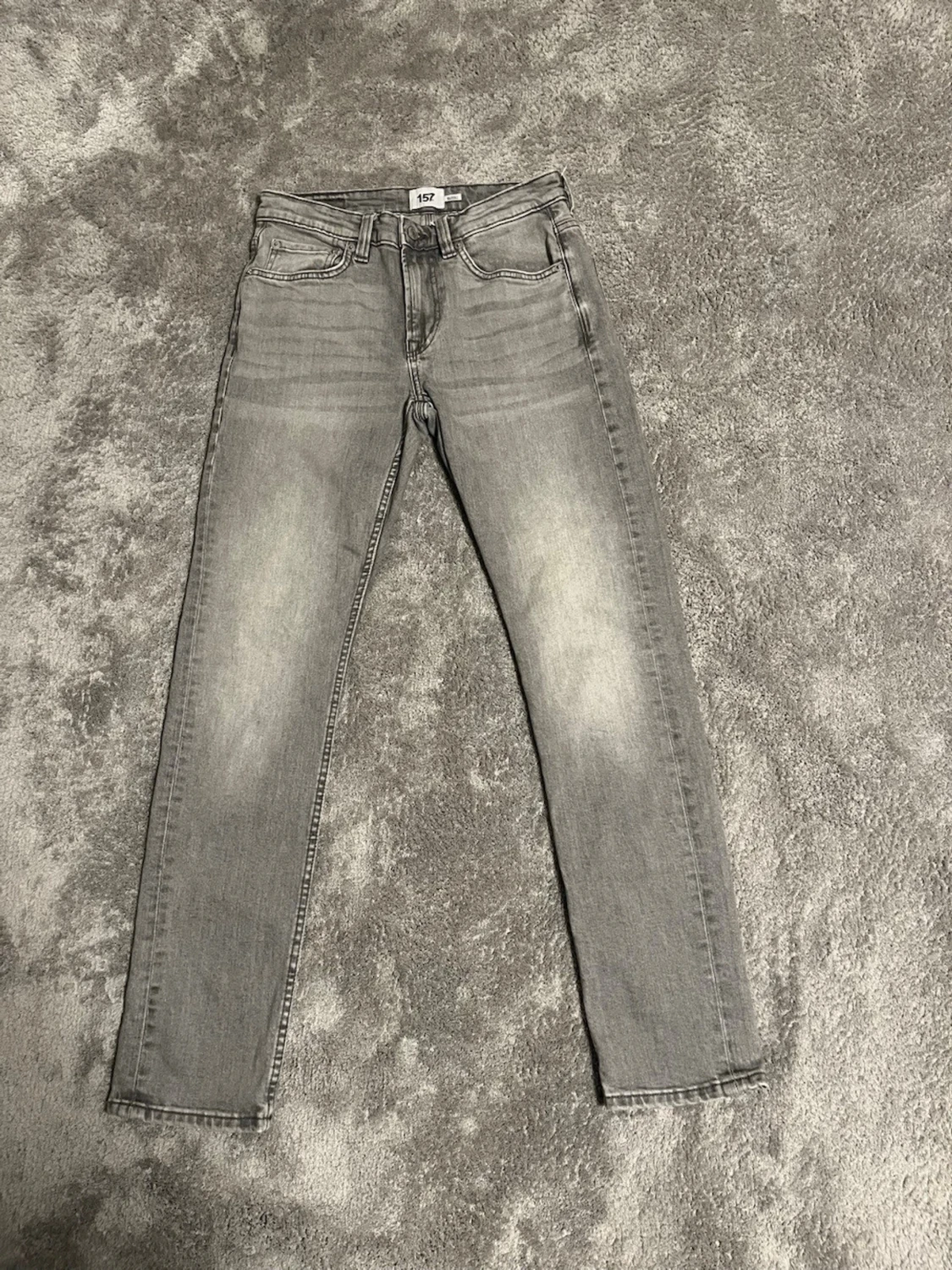 Gråa slim jeans  - 2