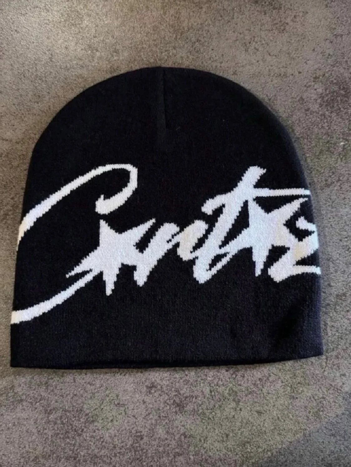 Svart corteiz tröja och mössa - 1