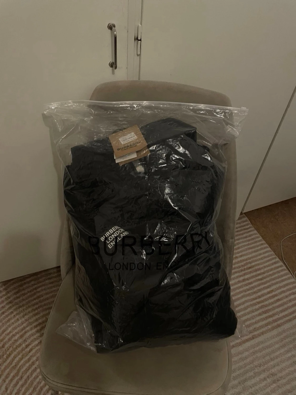 Svart dunväst från Burberry - 3