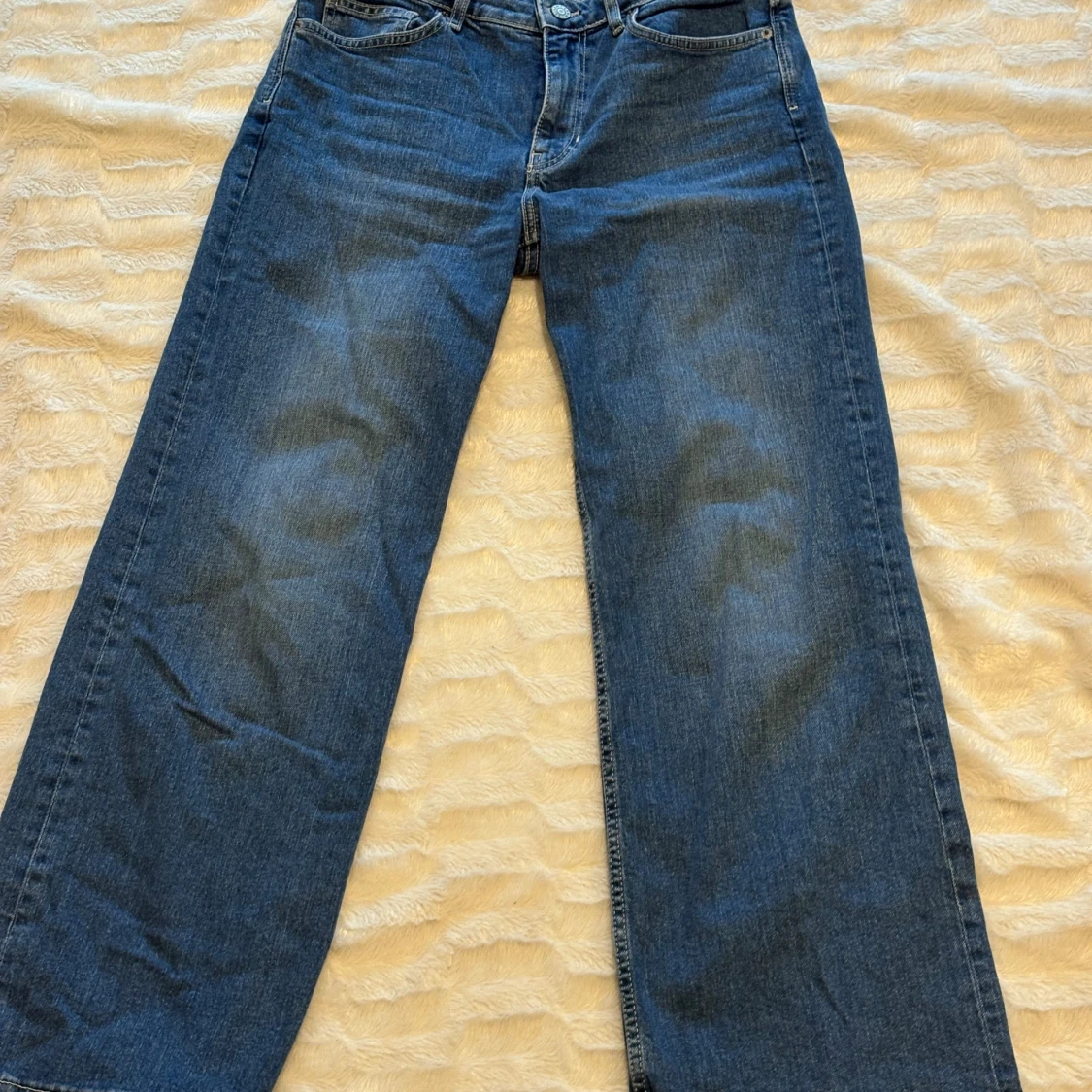 Blå wide jeans från Carin Wester