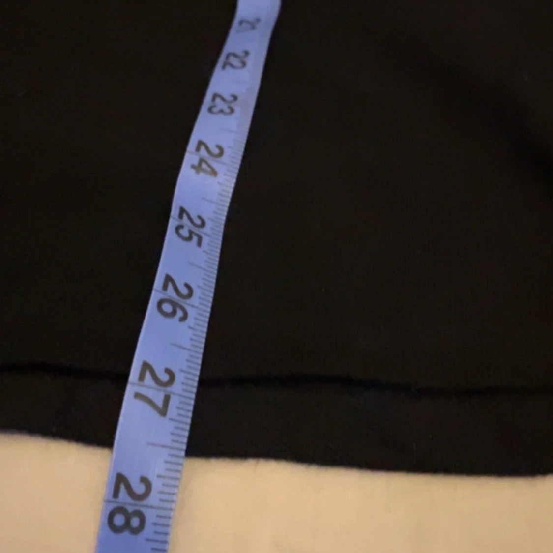 Svart piké t-shirt med krage - 2