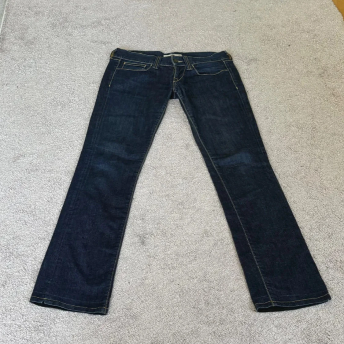 Mörkblå bootcut jeans med låg midja - 3