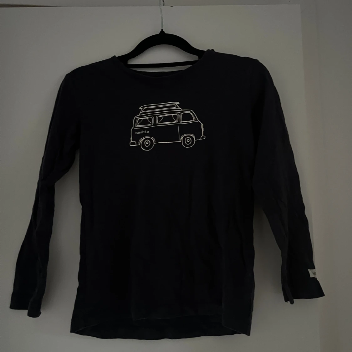 Svart långärmad tröja från Newbie