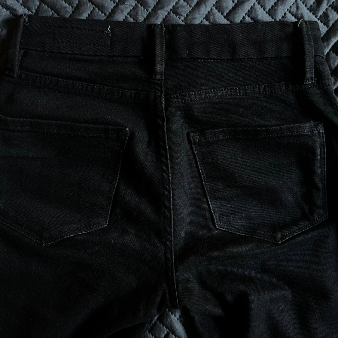 Svarta bootcut jeans från Zara - 3