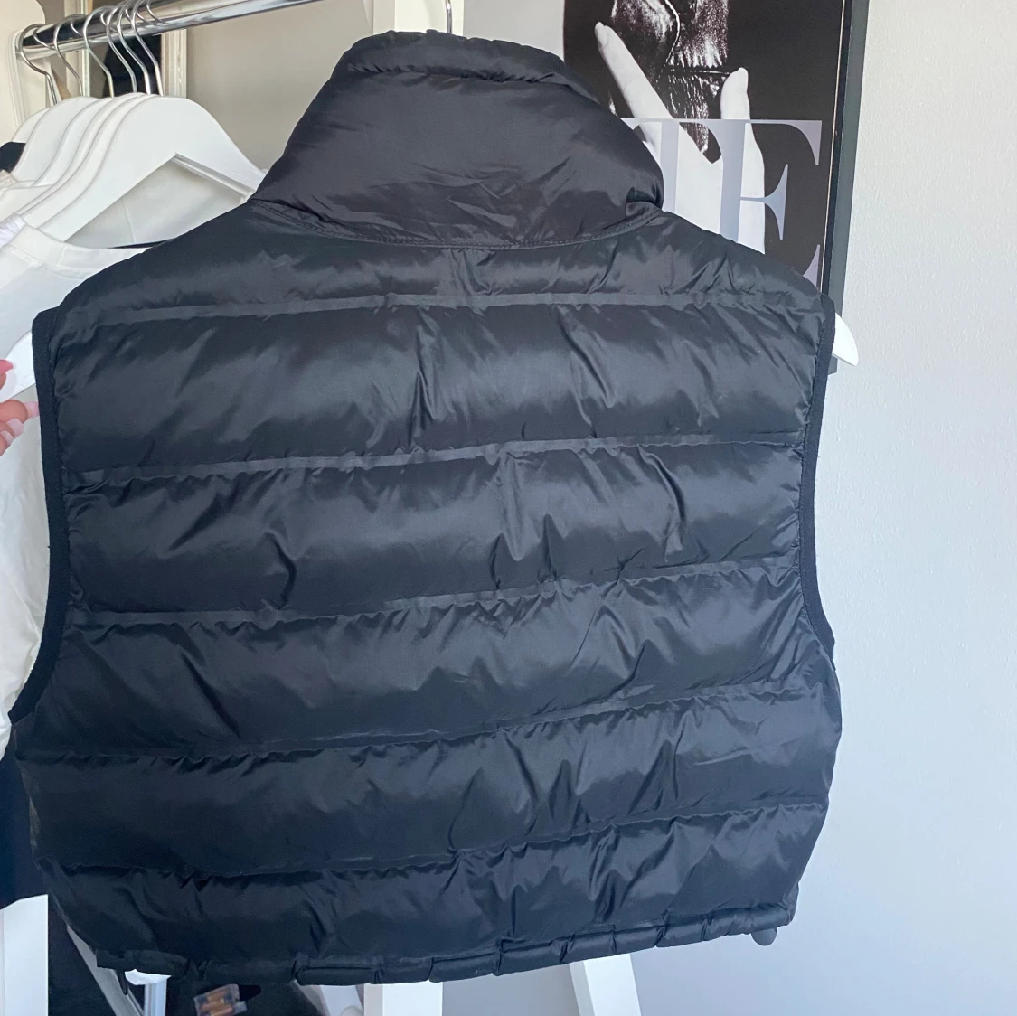 Svart dunväst från Zara - 2