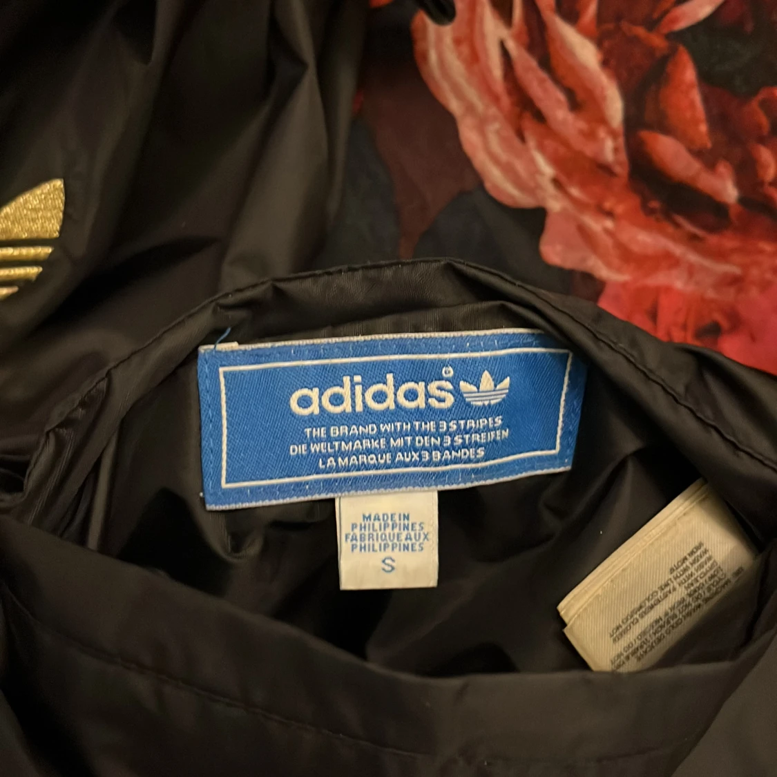 Svart Adidas vindjacka med huva S - 2