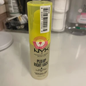 NYX Plump Right Back Primer - NYX Plump Right Back Primer, knappt andvänd och helt full