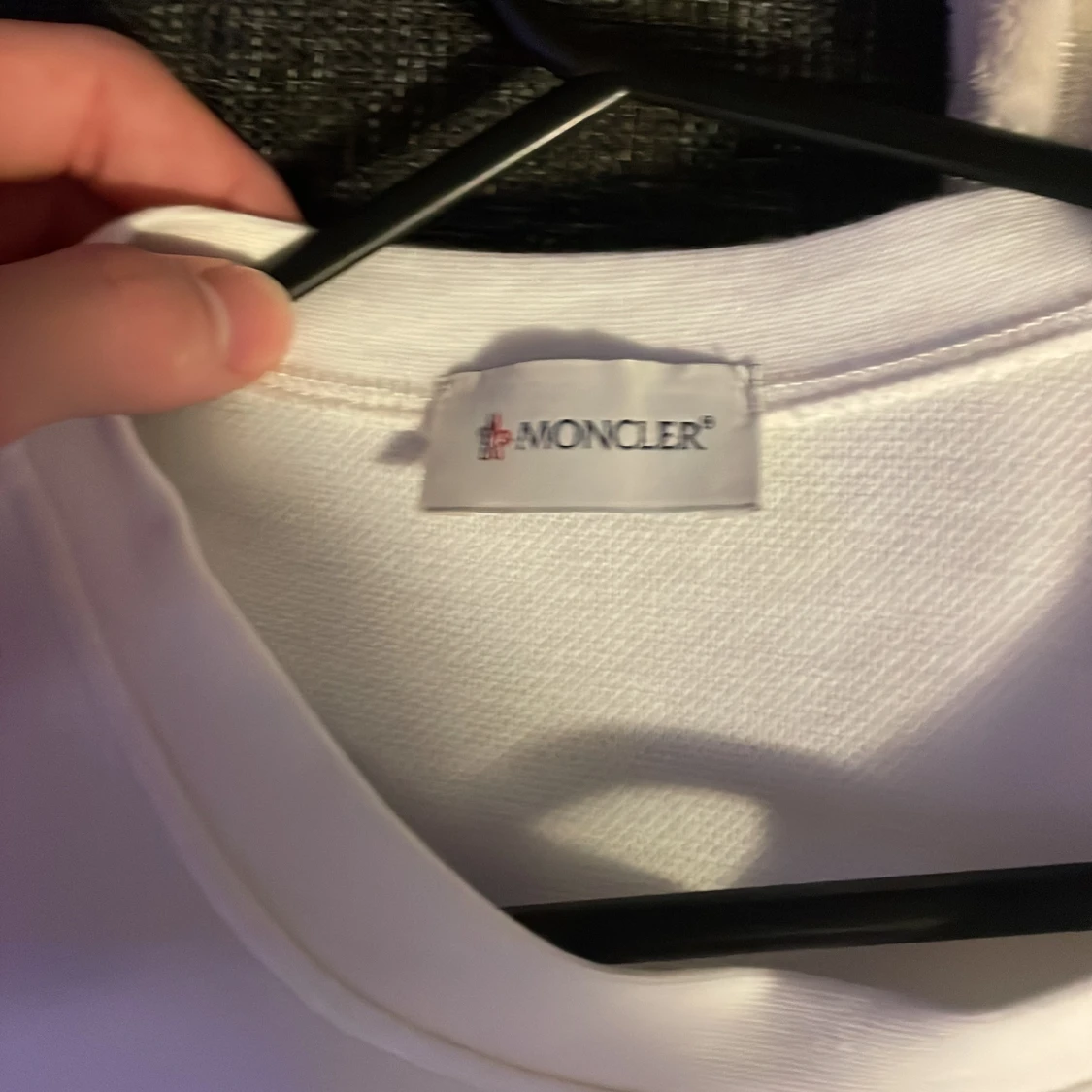 Vit sweatshirt från Moncler.  S/M - 1