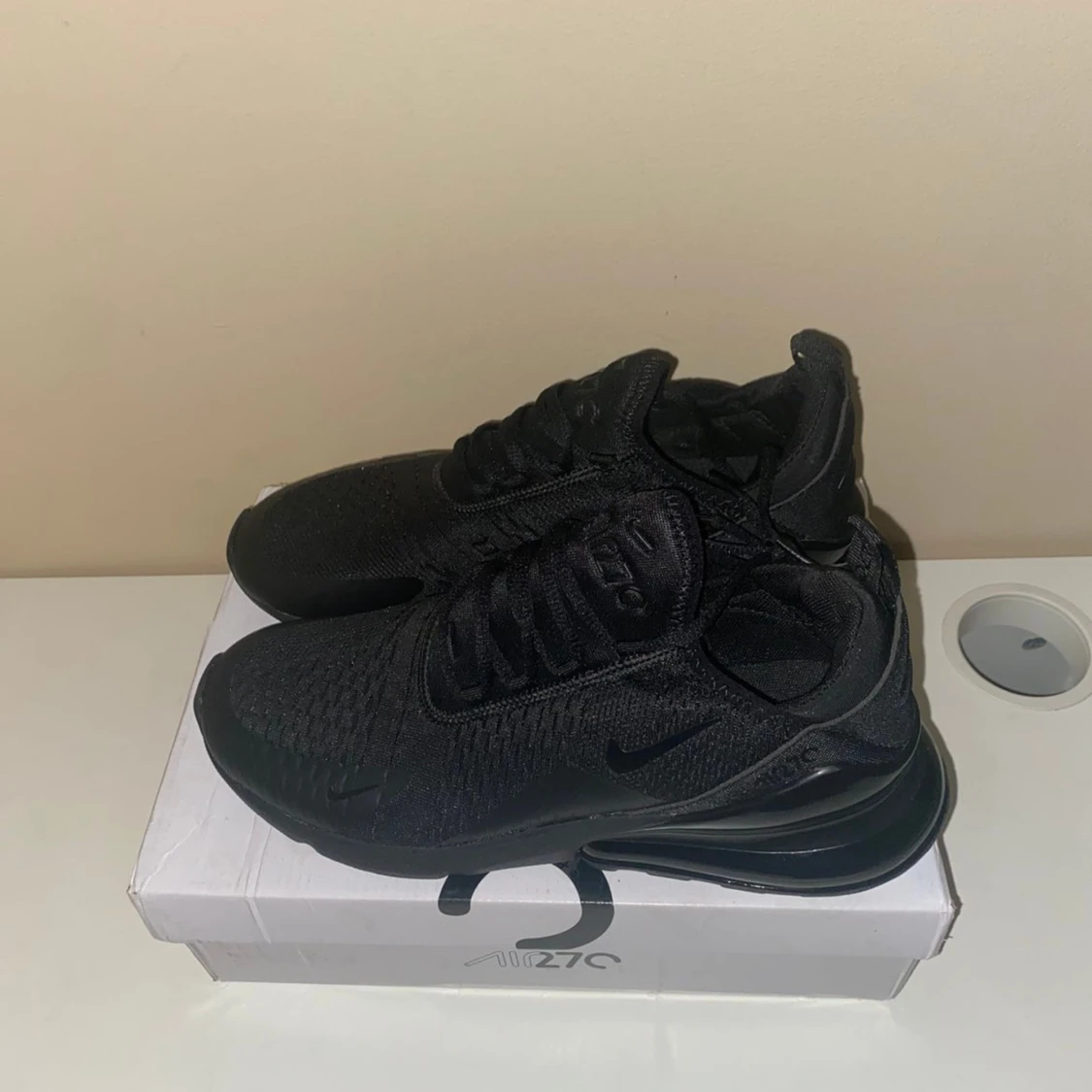 Nike Air Max 270 - 1