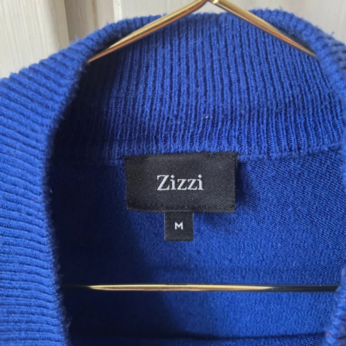 Blå stickad tröja  - 2