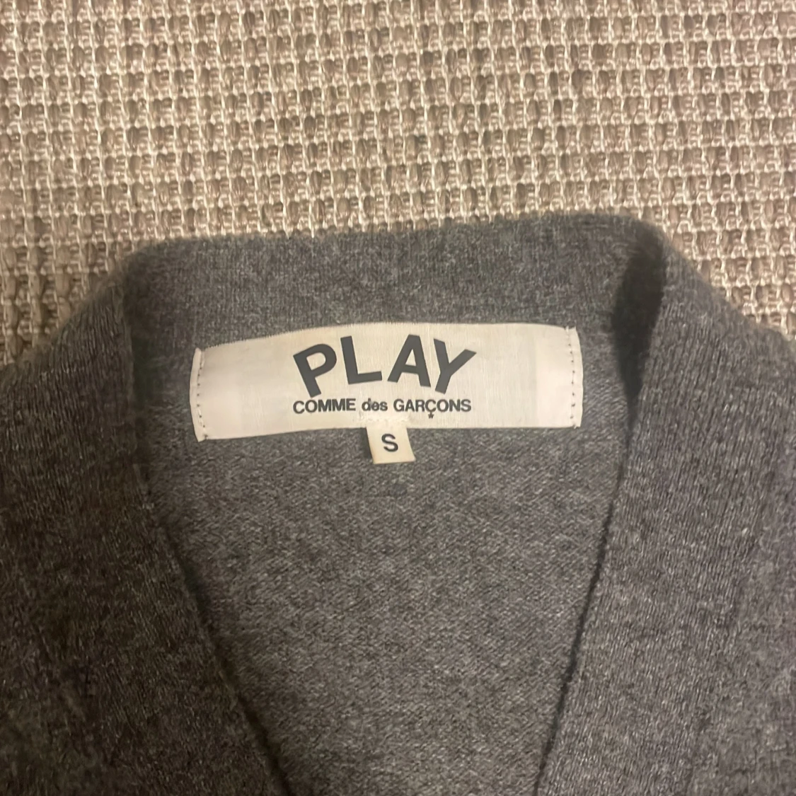 Comme des garçons play stickad cardigan  - 1