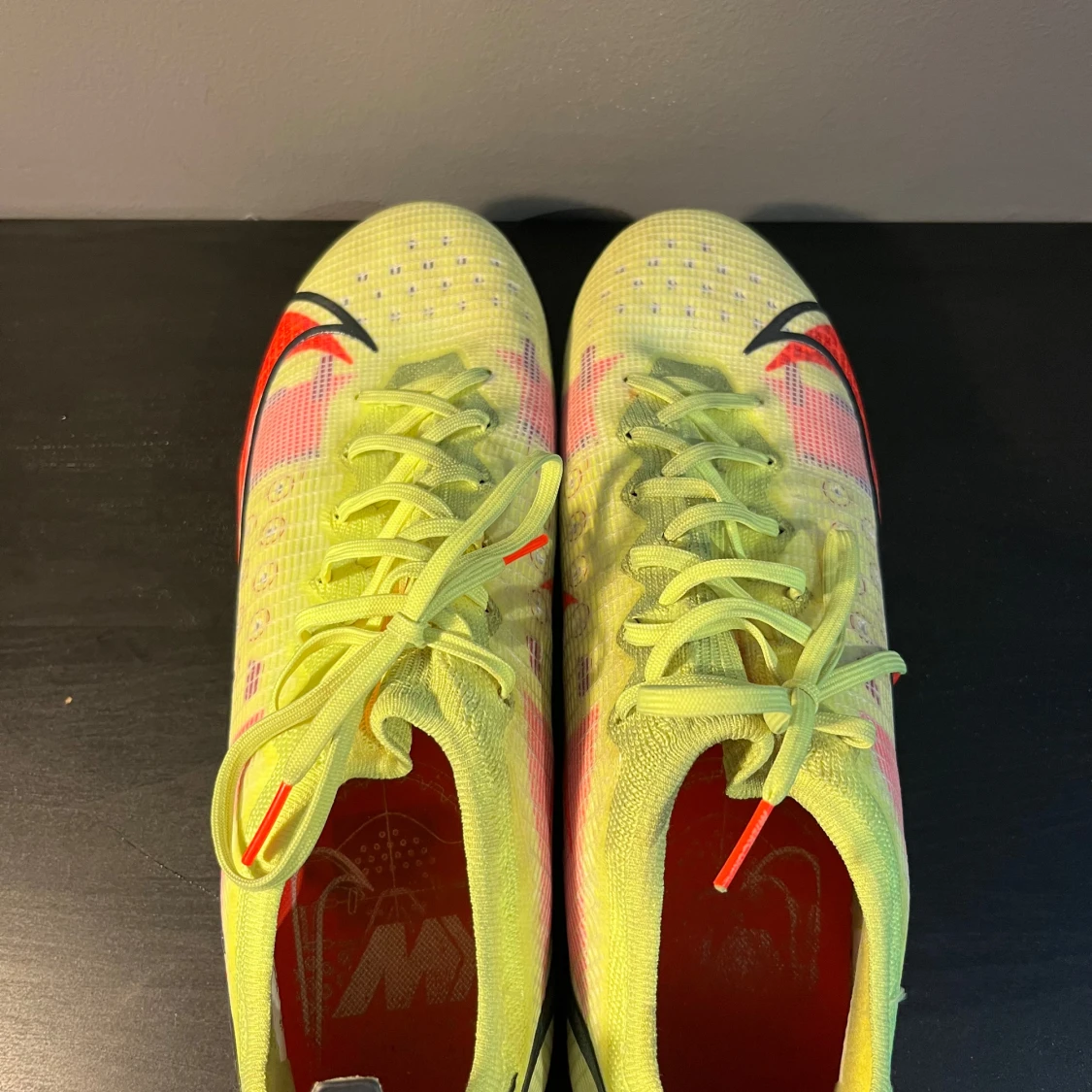 Nike Mercurial fotbollsskor gul/röd