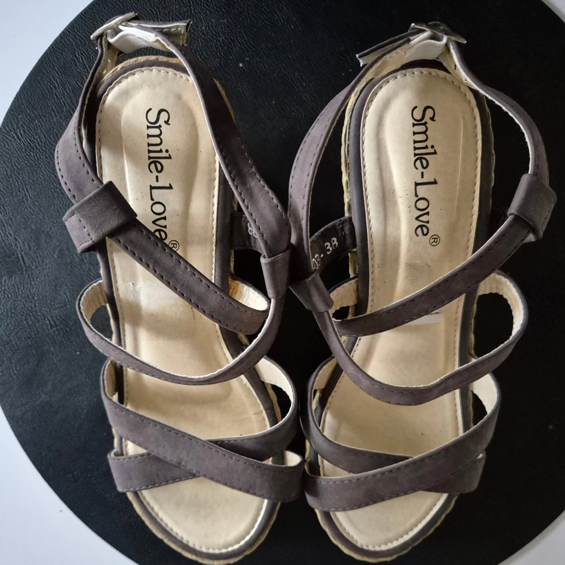 Kilklackar * Bruna * Storlek 38 - 1