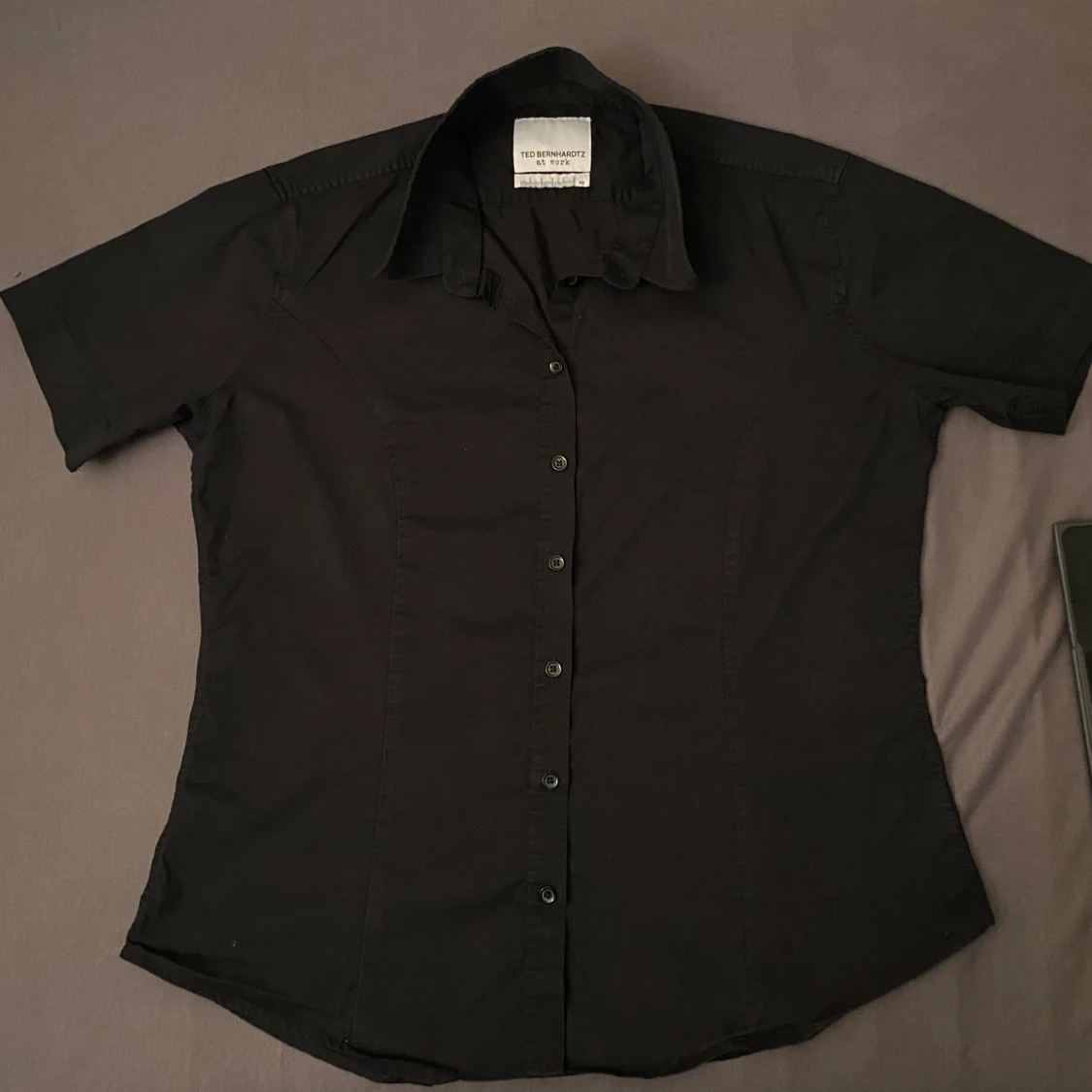 Svart skjorta Ted Bernhardtz strl 48 - 2