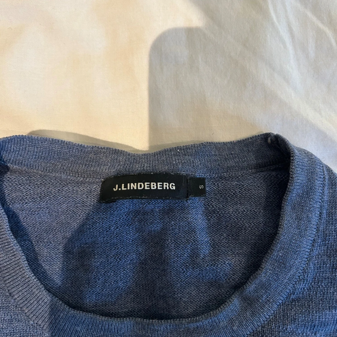 Blå stickad tröja från J.Lindeberg - 3