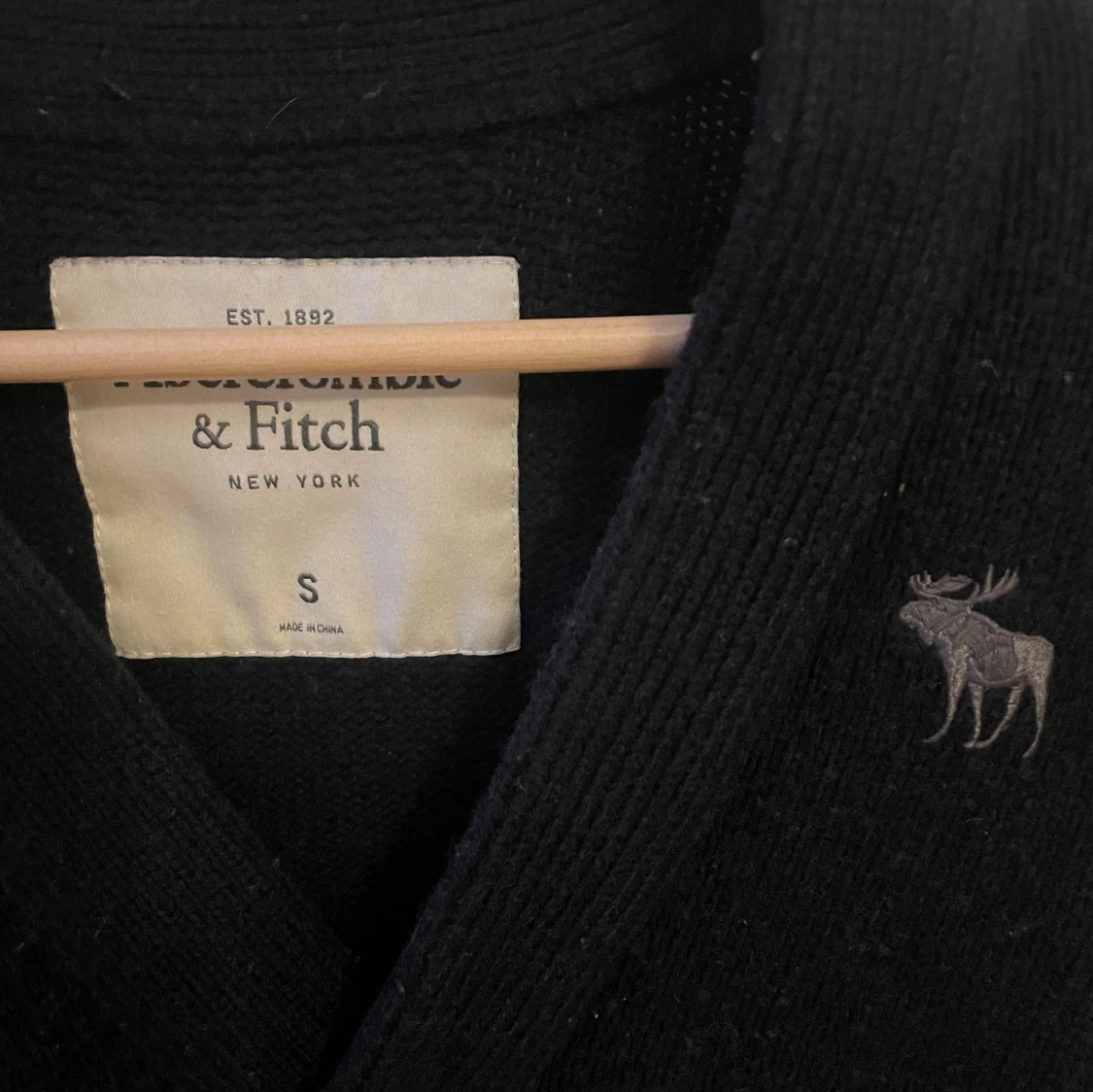 Abercrombie & fitch cardigan  - 1