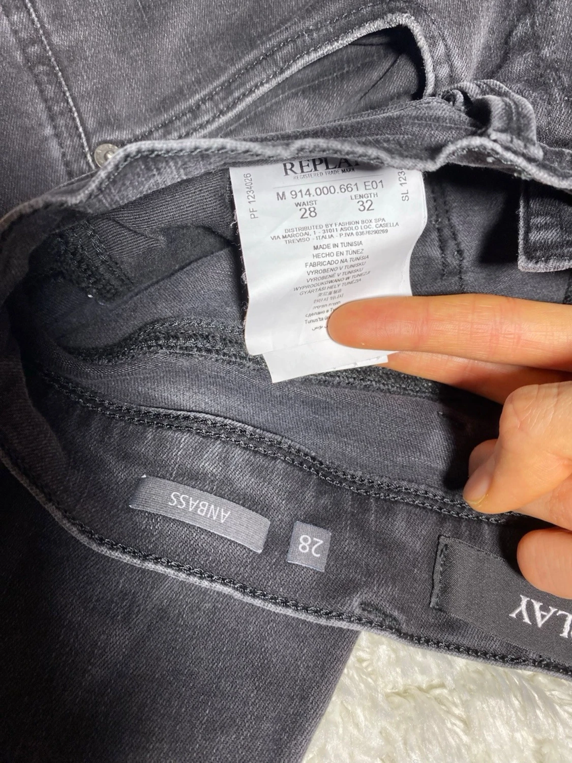 Svarta Replay Anbass jeans  - 4