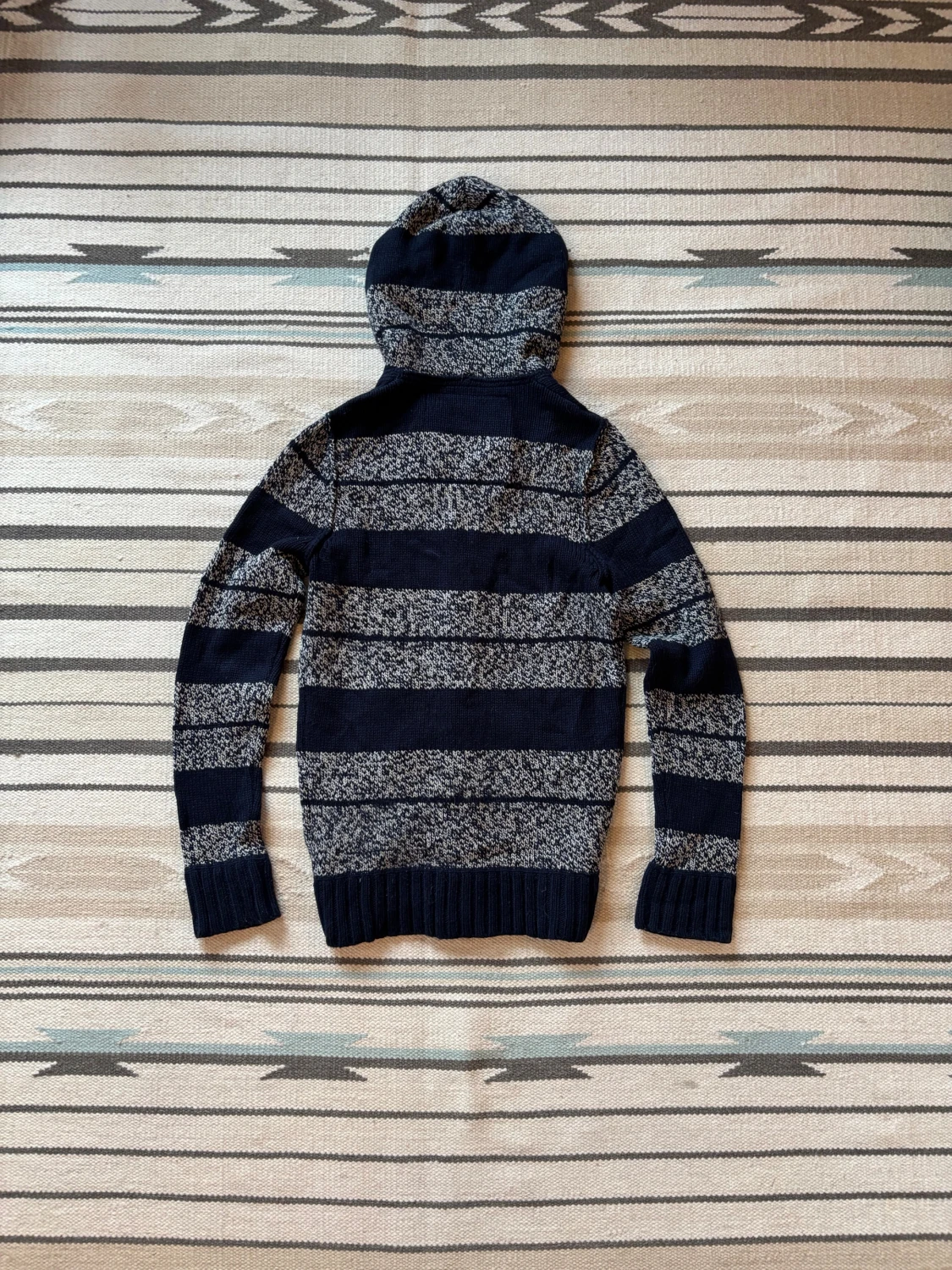 Stickad hoodie med knappar från hollister - 3