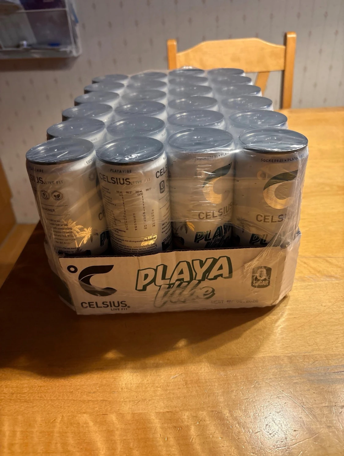 Ett flak Celsius Playa Vibe - 2